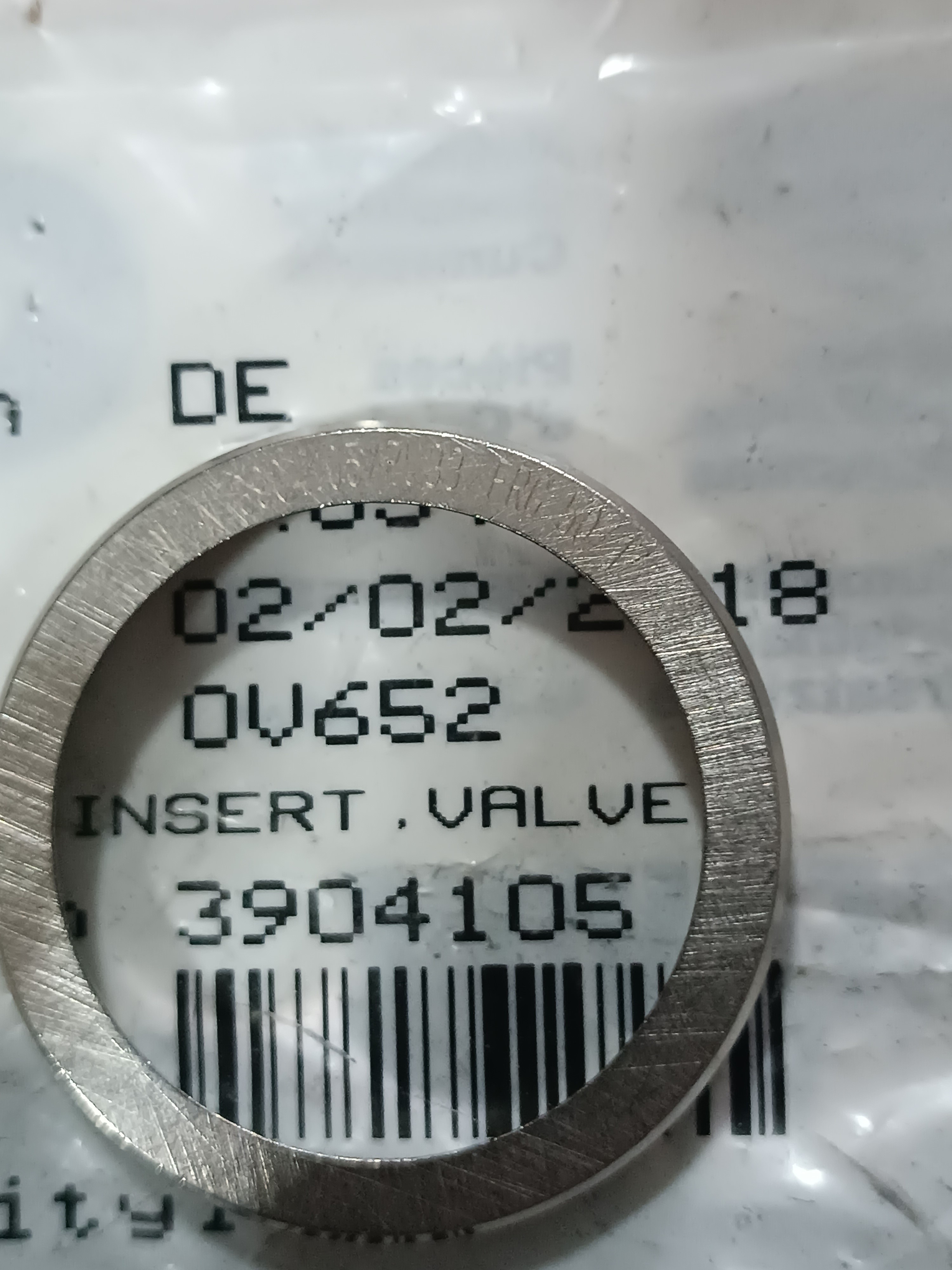 3904105 Valve Insert