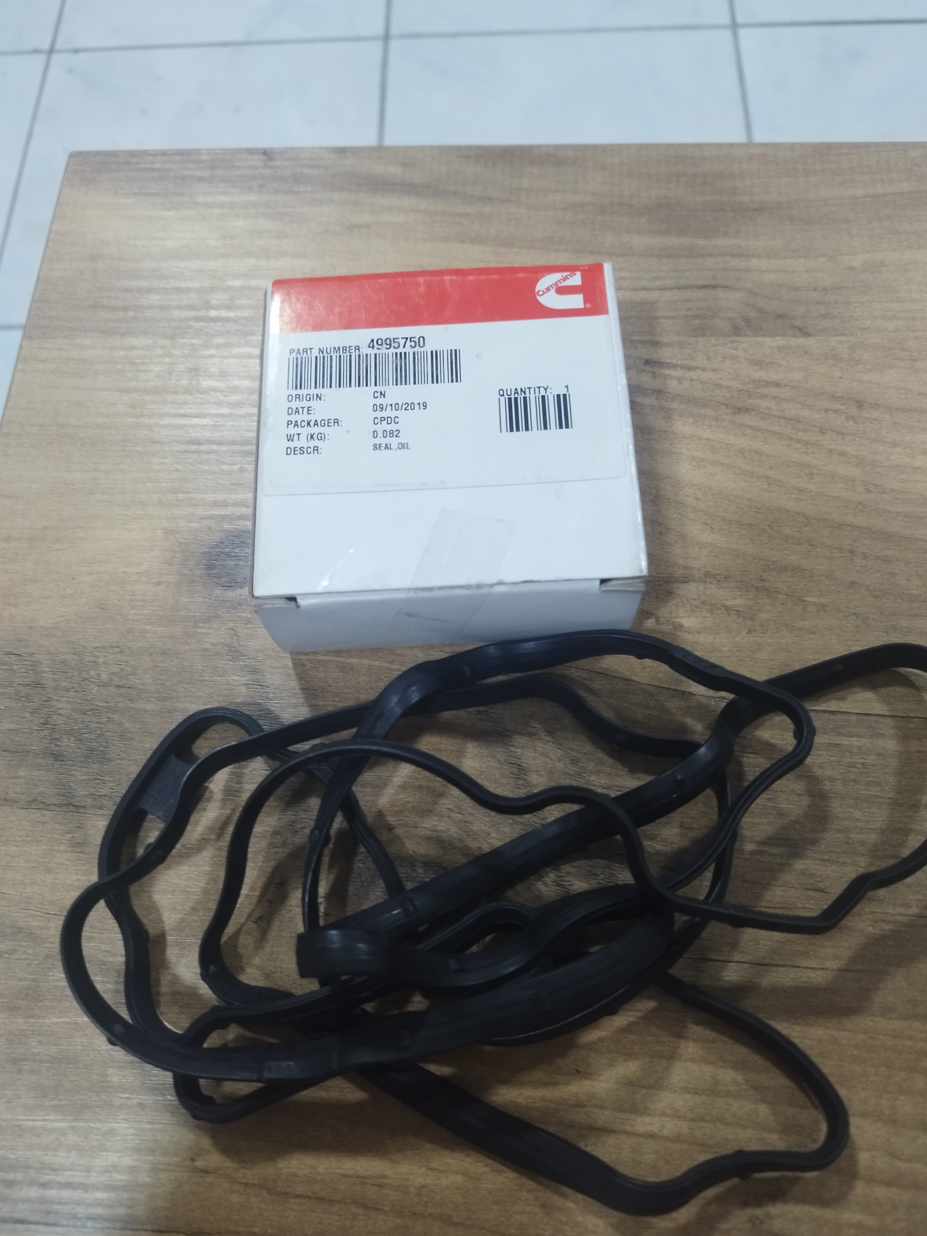 4995750 seal oil pan