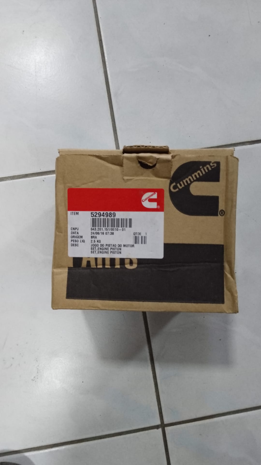 5294989 piston